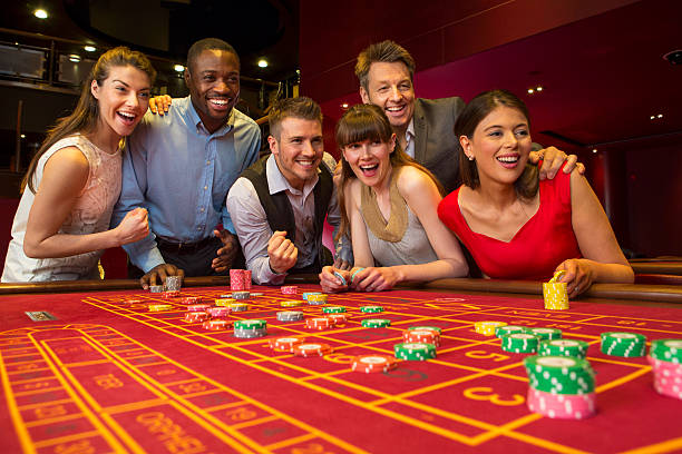 Mahjong Ways slot displaying traditional tiles and cascading reels